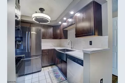 71 Ridge St #3, City Of Orange Twp., NJ 07050 - Photo 7