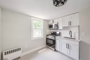 127 Albert St, North Arlington, NJ 07031 - Photo 3