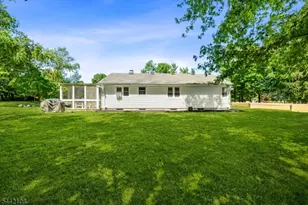 37 Barley Sheaf Rd, Raritan Township, NJ 08822 - Photo 33