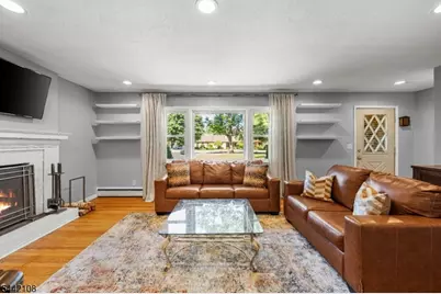 37 Barley Sheaf Rd, Raritan Township, NJ 08822 - Photo 3