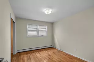 1017 Burnet Ave, Union Township, NJ 07083 - Photo 19