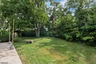 1017 Burnet Ave, Union Township, NJ 07083 - Photo 43