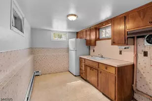 1017 Burnet Ave, Union Township, NJ 07083 - Photo 17