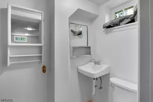 1017 Burnet Ave, Union Township, NJ 07083 - Photo 17