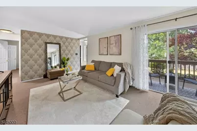 109 Michaels Ct #109, Woodbridge Township, NJ 07095 - Photo 3