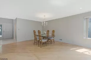 12 Carriage Pl, Edison, NJ 08820 - Photo 7