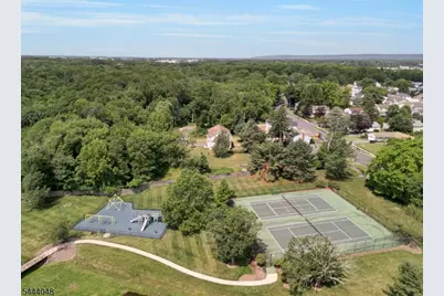 12 Carriage Pl, Edison, NJ 08820 - Photo 25