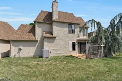 12 Carriage Pl, Edison, NJ 08820 - Photo 23