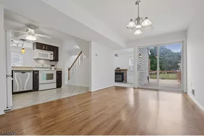 91 Cherrywood Dr, Franklin Township, NJ 08873 - Photo 13