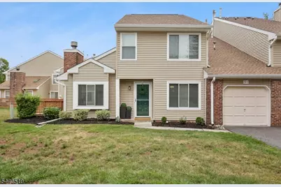 91 Cherrywood Dr, Franklin Township, NJ 08873 - Photo 1