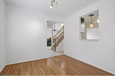 91 Cherrywood Dr, Franklin Township, NJ 08873 - Photo 9