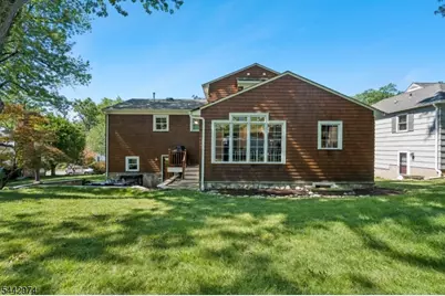5 Raymond St, Chatham, NJ 07928 - Photo 31