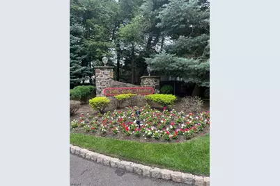 42 Falls Bridge Dr, Totowa, NJ 07512 - Photo 1