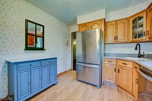 34 Lindstrom Dr, Hillsborough Township, NJ 08844 - Photo 15