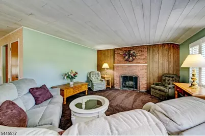 34 Lindstrom Dr, Hillsborough Township, NJ 08844 - Photo 5