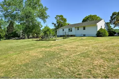 34 Lindstrom Dr, Hillsborough Township, NJ 08844 - Photo 35
