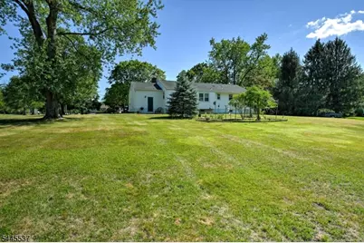 34 Lindstrom Dr, Hillsborough Township, NJ 08844 - Photo 33