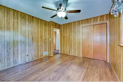 34 Lindstrom Dr, Hillsborough Township, NJ 08844 - Photo 23