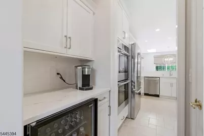 17 Sugarwood Way, Warren Township, NJ 07059 - Photo 11