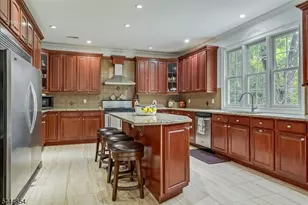 710 Plainfield Ave, Berkeley Heights Township, NJ 07922 - Photo 17
