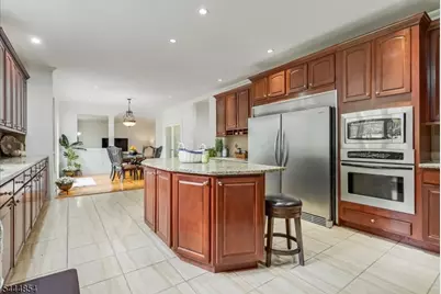 710 Plainfield Ave, Berkeley Heights Township, NJ 07922 - Photo 19