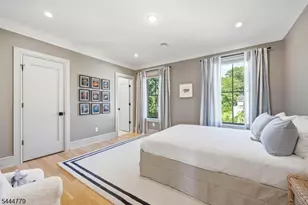2 Spenser Dr, Millburn, NJ 07078 - Photo 31