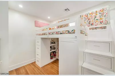 210 Jacoby St, Maplewood, NJ 07040 - Photo 19
