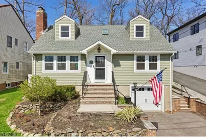 59 Oakwood Dr, Wayne, NJ 07470 - Photo 1