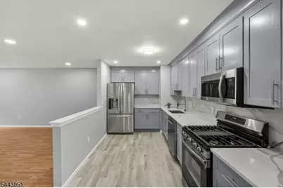 259 Retta Ct, Piscataway Township, NJ 08854 - Photo 13