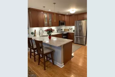 167 Riveredge Dr, Chatham Township, NJ 07928 - Photo 1