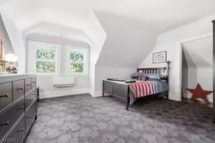 54 Myrtle Ave, Montclair, NJ 07042 - Photo 37
