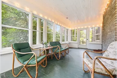 54 Myrtle Ave, Montclair, NJ 07042 - Photo 25