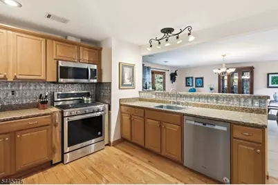 50 Warren St, Hanover Township, NJ 07981 - Photo 7