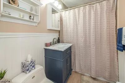 56 Village Dr, Wayne, NJ 07470 - Photo 11
