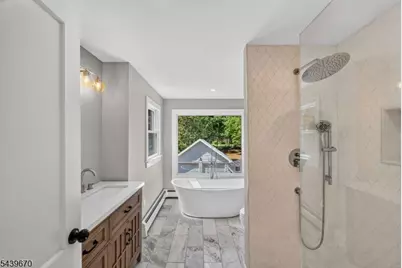 129 W Oak St, Bernards Township, NJ 07920 - Photo 35