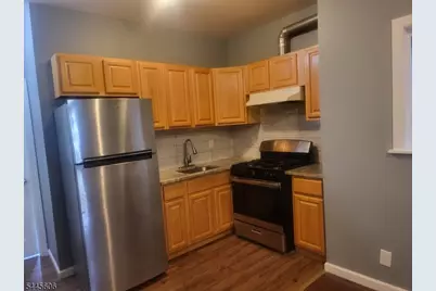 314 Rosehill Pl, Elizabeth, NJ 07202 - Photo 7