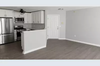 98 Overlook Dr, Lopatcong Township, NJ 08886 - Photo 5