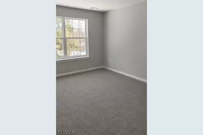 98 Overlook Dr, Lopatcong Township, NJ 08886 - Photo 17