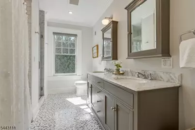 139 Gates Ave, Montclair, NJ 07042 - Photo 29