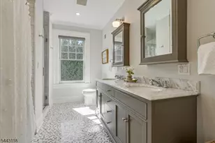 139 Gates Ave, Montclair, NJ 07042 - Photo 29