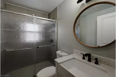 260 Edgewood Ter, South Bound Brook Boro, NJ 08880 - Photo 15