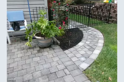 12 Wolfe Dr, Wanaque, NJ 07465 - Photo 13