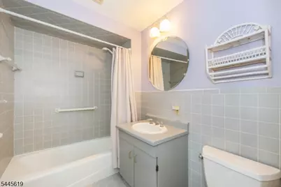 579-583 Parker St, Newark, NJ 07104 - Photo 15