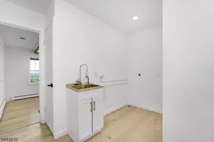 306 Warrenville Rd, Green Brook Township, NJ 08812 - Photo 13