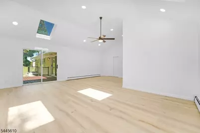 306 Warrenville Rd, Green Brook Township, NJ 08812 - Photo 33