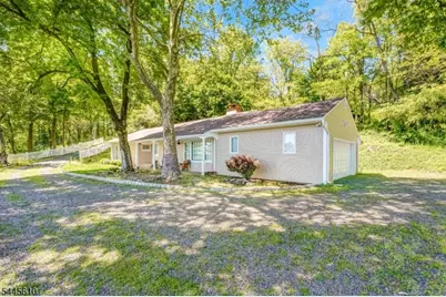 306 Warrenville Rd, Green Brook Township, NJ 08812 - Photo 3