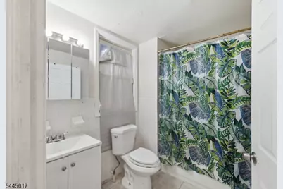 191 21st St, Irvington, NJ 07111 - Photo 23
