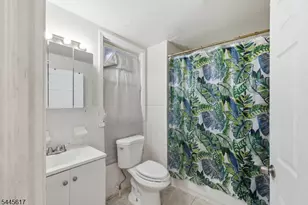 191 21st St, Irvington, NJ 07111 - Photo 23