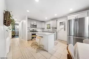 19 Robertson Rd, West Orange Township, NJ 07052 - Photo 9