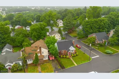 19 Robertson Rd, West Orange Township, NJ 07052 - Photo 31